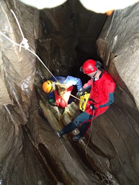 Gocave OLYMPUS DIGITAL CAMERA - Caving, mining & potholing in England ...